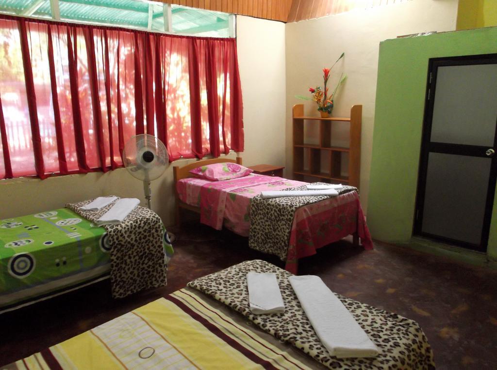 Villa Hermosa de Tambopata Casa Hospedaje&Hostel Puerto Maldonado Habitación foto